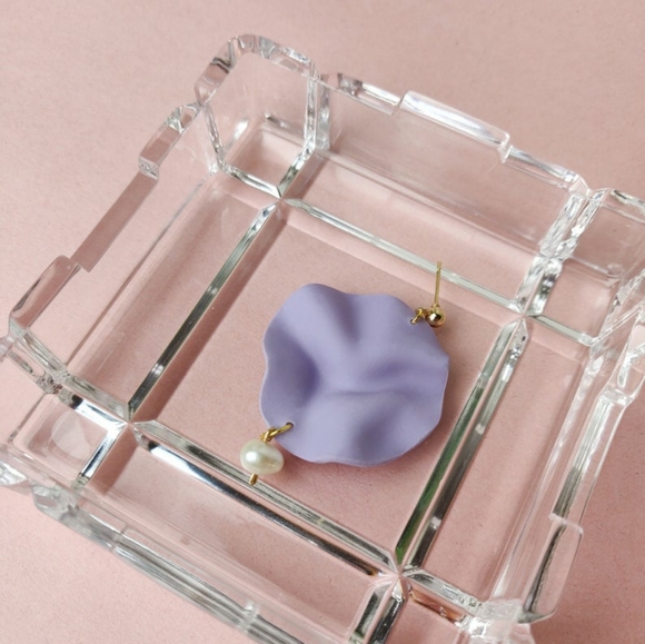 Clay & Baroque Pearl Earrings, Modern Earrings - Picture 3 of 3